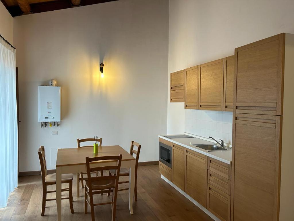Il Borgo Dei Normanni Villa Colliano Екстериор снимка